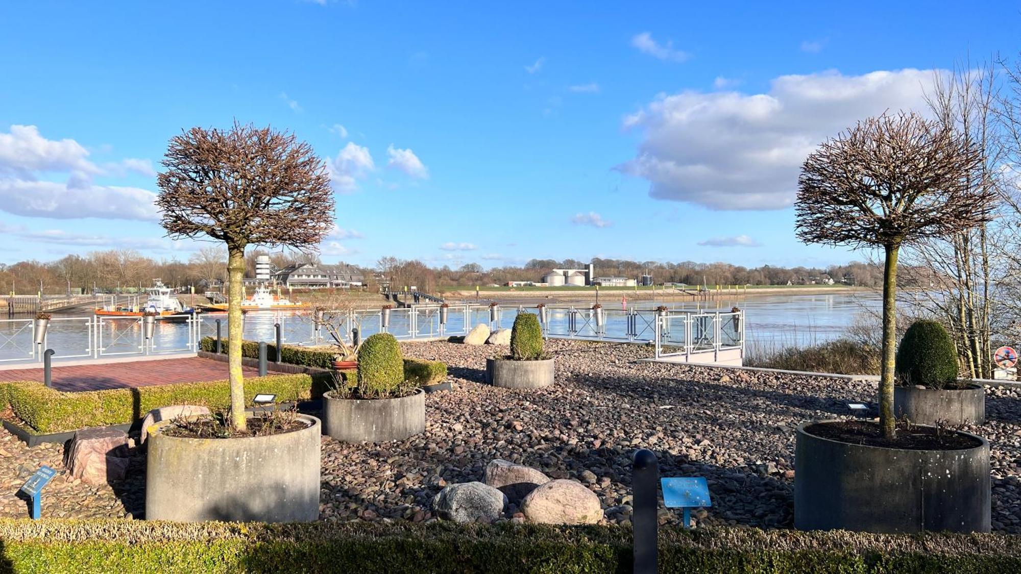 ברנה Gaestehaus Weserblick Am Weser-Sandstrand מראה חיצוני תמונה