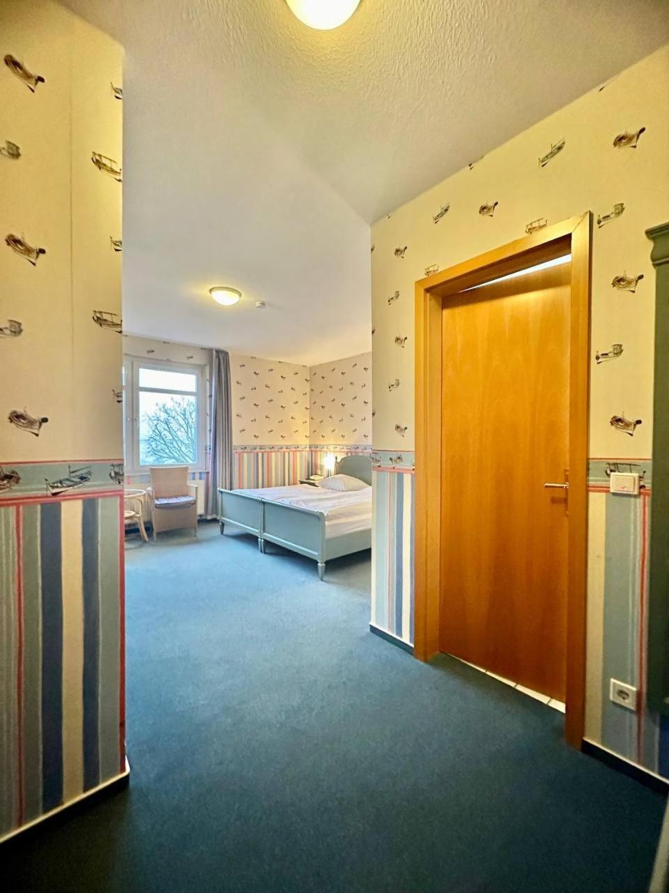 ברנה Gaestehaus Weserblick Am Weser-Sandstrand מראה חיצוני תמונה