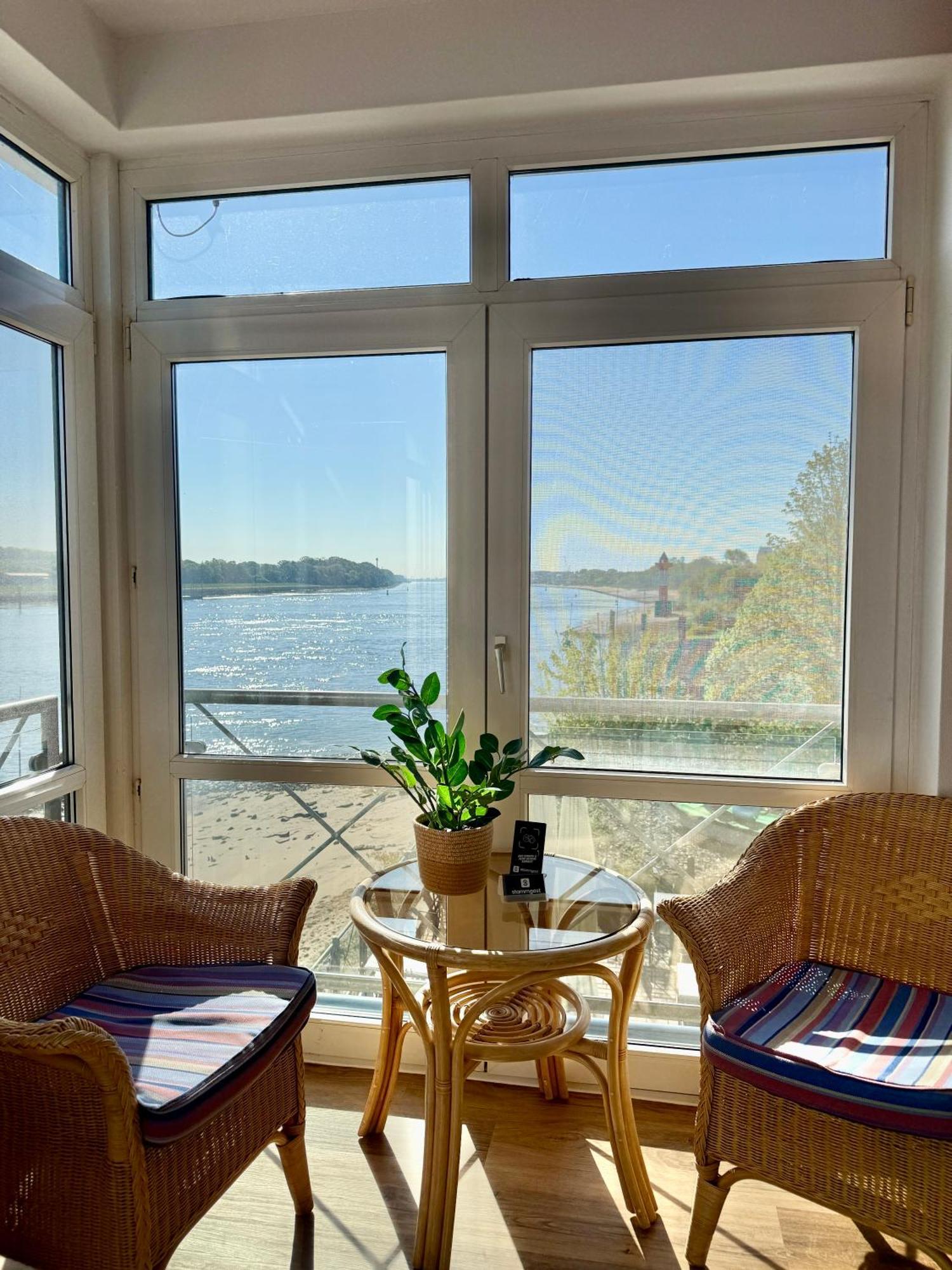 ברנה Gaestehaus Weserblick Am Weser-Sandstrand מראה חיצוני תמונה